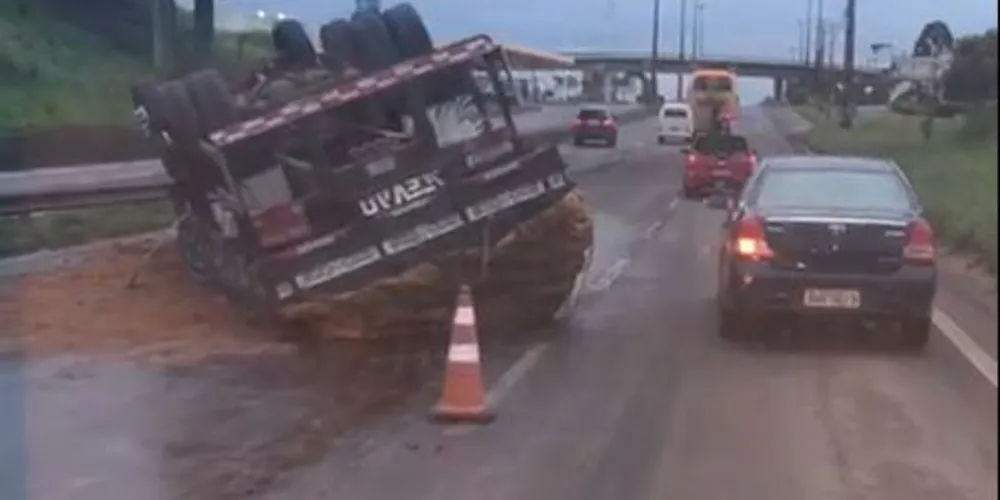 Fluxo na região é feito pela faixa de aceleração da rodovia