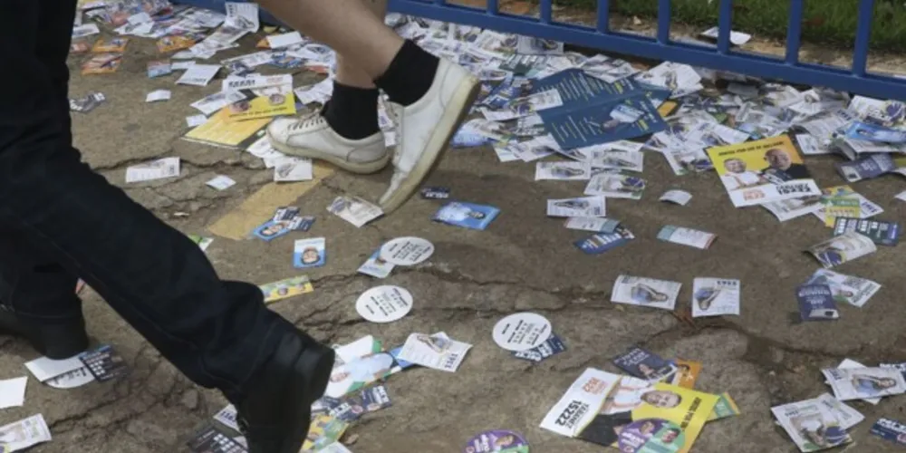 Segundo a última atualização do Tribunal Regional Eleitoral (TRE-PR), divulgado às 16h, o Paraná já registrou três casos de compra de voto