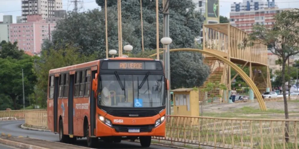 Projeto de lei que dispõe sobre as diretrizes gerais da prestação do serviço público de transporte coletivo foi encaminhado à Câmara