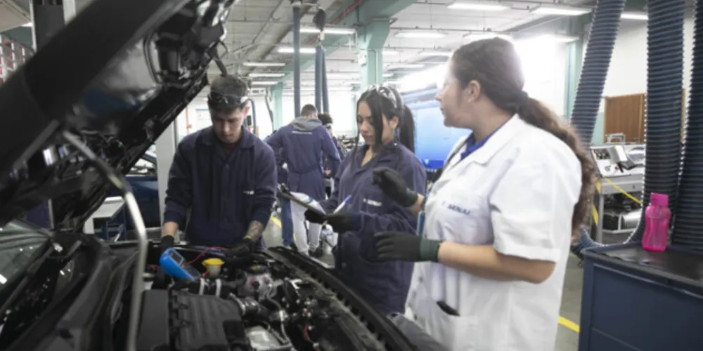 Entre as atrações, Mundo Senai oferece minicurso sobre Manutenção Automotiva