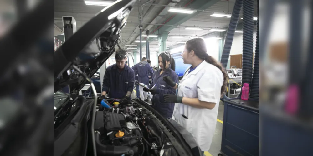 Entre as atrações, Mundo Senai oferece minicurso sobre Manutenção Automotiva