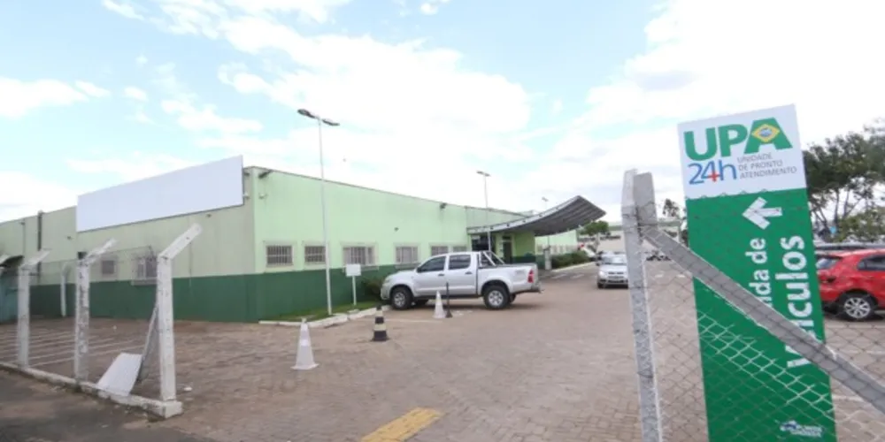 A unidade funciona 24 horas por dia e atende casos de urgência e emergência adulto e pediátrico