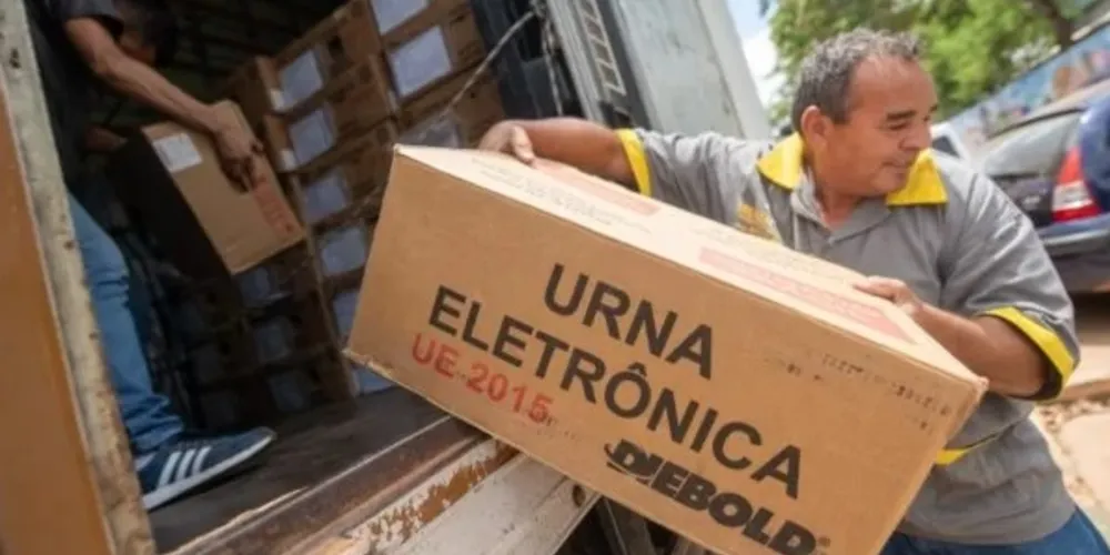 Pouco mais de 900 urnas foram substituídas no Brasil neste segundo turno