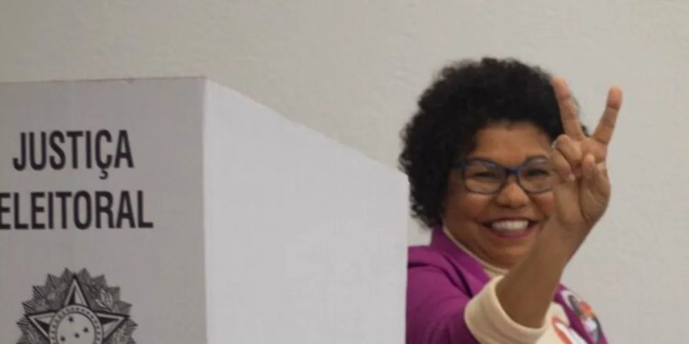 Ela falou sobre as dificuldades de fazer uma campanha de enfrentamento a candidatos financiados por bilionários ou contra projetos de conciliação de classes