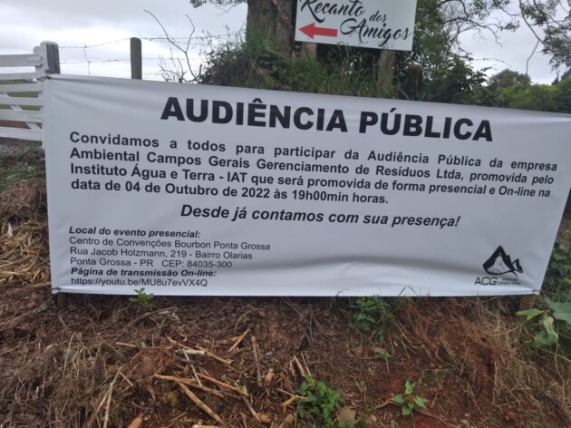 Banner avisando sobre o evento teria sido publicado horas antes da audiência, afirmam moradores