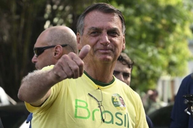 Presidente e candidato à reeleição, Jair Bolsonaro (PL), lidera a corrida eleitoral no Paraná