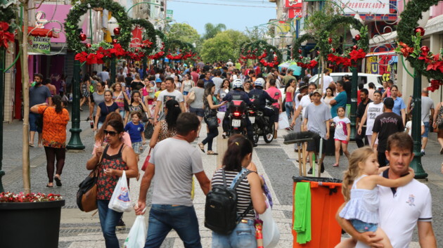 Valor será pago aos 97.084 trabalhadores com carteira assinada na cidade