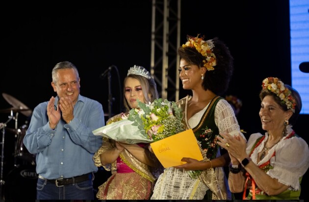 Hilde Lise Pereira Lima venceu o concurso como a nova Rainha da Münchenfest