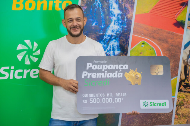 Investindo na poupança, o associado Sandro Costa foi contemplado com o prêmio de R$ 500 mil, sorteado em outubro
