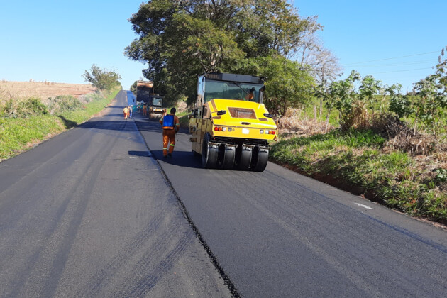 A cidade de Curiúva está incluída no Lote B, enquanto Ortigueira está no Lote C