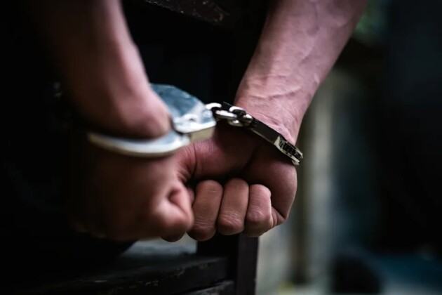 Suspeito de 35 anos foi detido após ter ofendido segurança que trabalhava em evento no 'André de Geus'