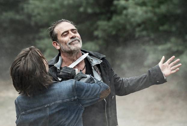 A trama de 'Dead City' vai acompanhar a dupla nada dinâmica formada por Negan (Jeffrey Dean Morgan) e Maggie (Lauren Cohan) em uma viagem para a ilha de Manhattan, que desde o apocalipse zumbi está isolada do continente principal