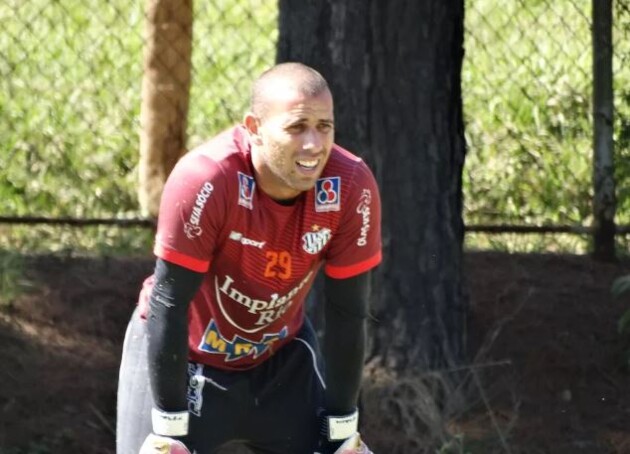 Rafael Santos fez boas temporadas na Série B