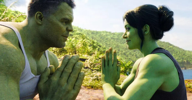 'She-Hulk' de fato não é como as demais produções da Casa das Ideias, e seu humor autorreferente é apenas a ponta do iceberg para tamanho contraste