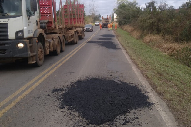 Técnicos de todas as regionais do DER/PR já estão percorrendo a malha rodoviária estadual verificando essas ocorrências