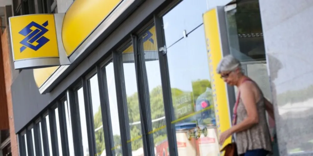 Unidades estarão fechadas na segunda (20) e na terça-feira (21)