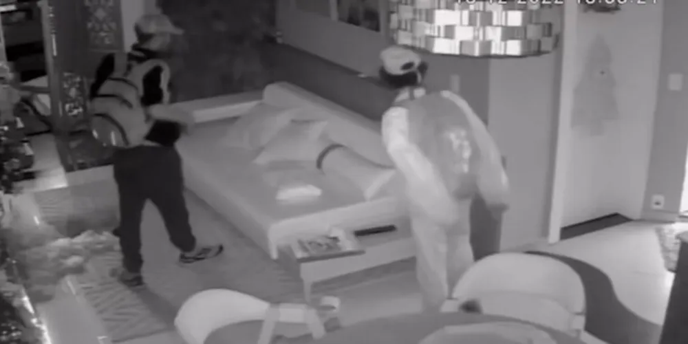 Residência, que fica próxima da rodoviária, foi arrombada na tarde deste domingo