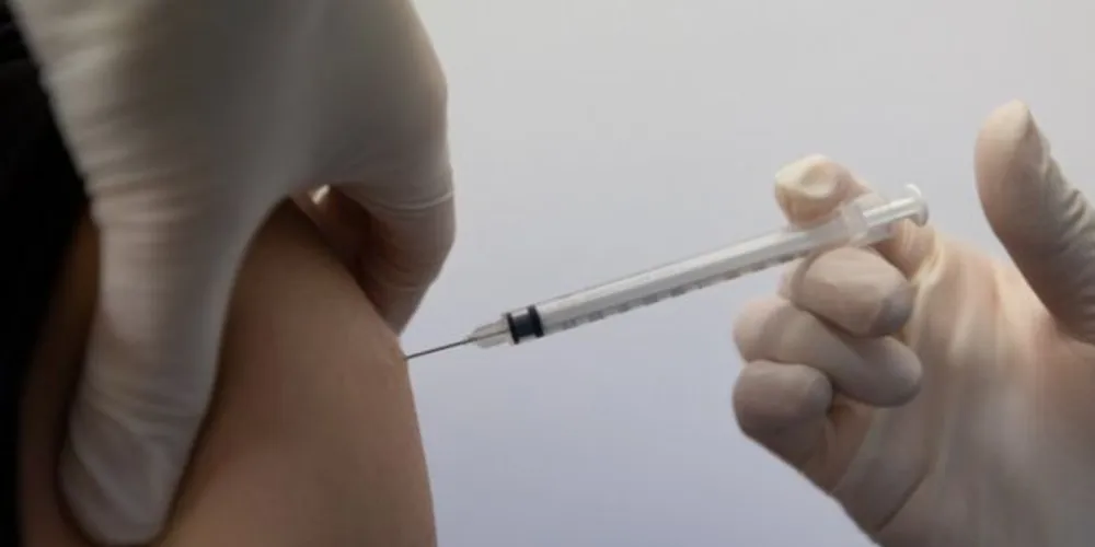 Mais de 13 bilhões de doses das vacinas contra a covid-19 já foram aplicadas no mundo