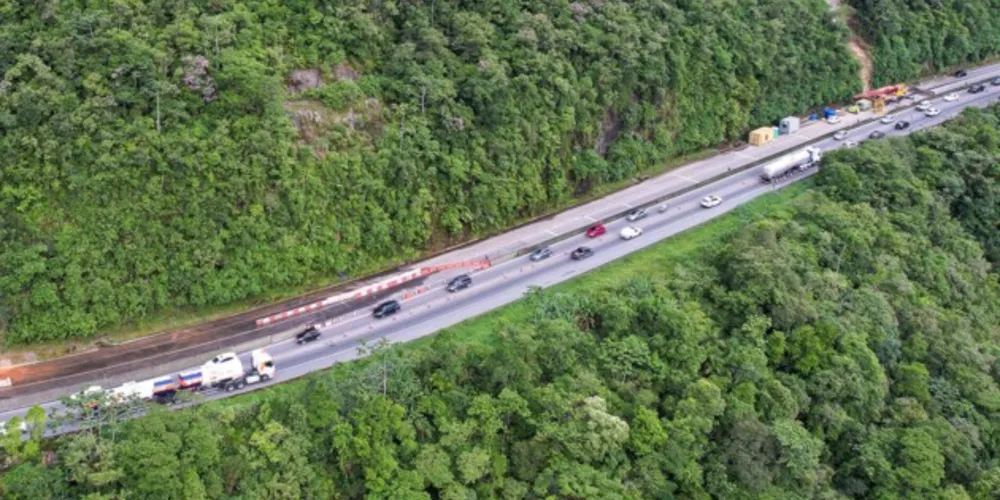 BR-277 tem restrições para veículos pesados a partir de hoje; veja horários