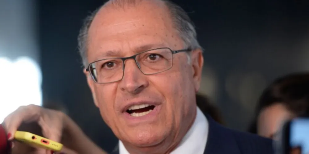 Alckmin assume Ministério de Indústria, Comércio e Serviços