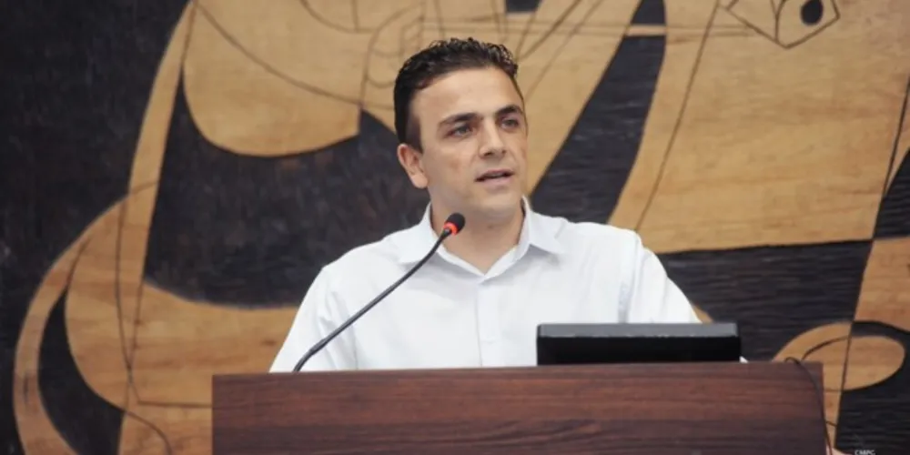 Aliel Machado (PV) entrou nesta terça-feira, 27, com uma representação junto ao MPF, para cumprir sua atribuição e verifique a legalidade ou não de algumas ações que estão ocorrendo nas manifestações antidemocráticas por todo o país