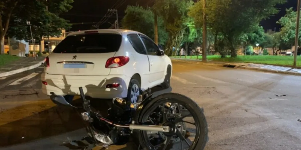 Acidente foi registrado na noite da última quinta-feira (19)