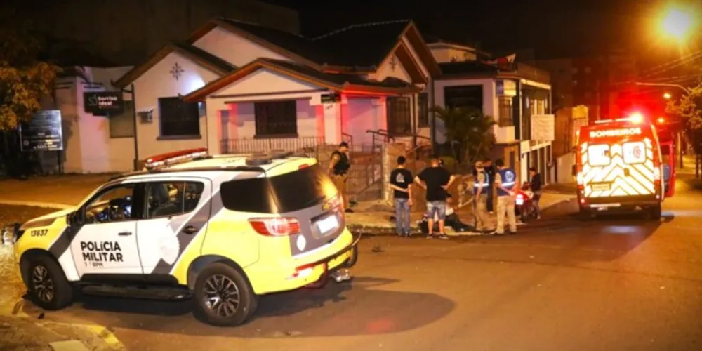 Situação aconteceu entre um Fiat Palio e uma motocicleta