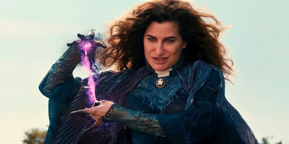 Agatha Harkness (Kathryn Hahn) foi responsável por grande parte dos infortúnios que caíram sobre Wanda em 'WandaVision'