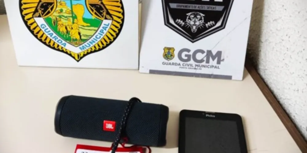 Objetos teriam sido furtados na madrugada desta quinta-feira (29), em Ponta Grossa