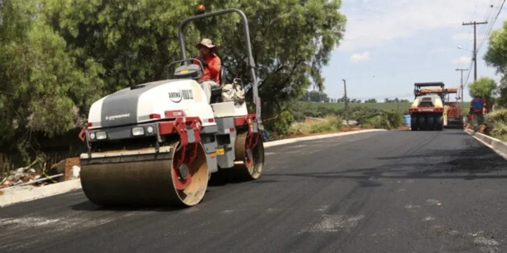 As obras fazem parte do Programa Asfalto Novo, a maior iniciativa de ampliação da infraestrutura da história do Município