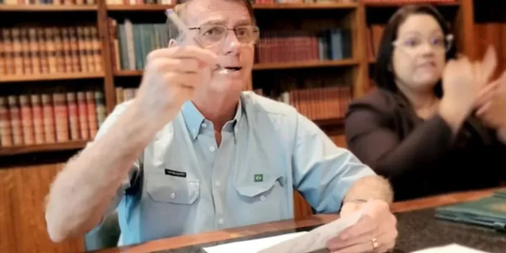 Despacho foi anexado na ação do TSE contra Bolsonaro e aliados por disseminar ataques ao sistema eleitoral