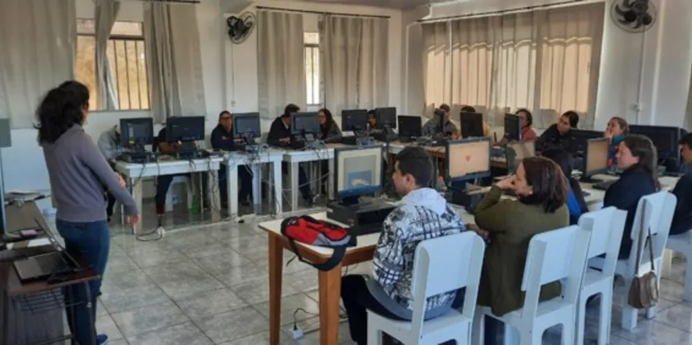 As inscrições para o curso de informática básica vão até o dia 16