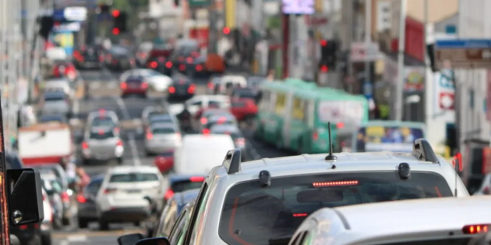 A quitação do IPVA é um requisito obrigatório para emissão do certificado de licenciamento do veículo pelo Detran-PR