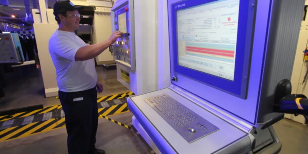 Unidade da Tetra Pak de Ponta Grossa, instalada no Distrito Industrial Cyro Martins, é quarta maior do grupo em volume de produção no mundo