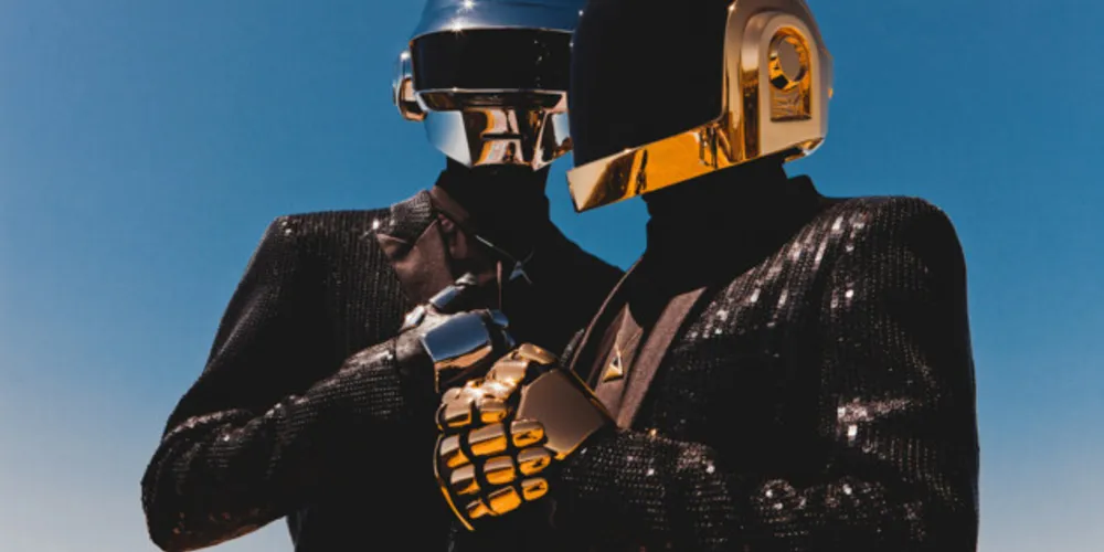 O duo Daft Punk anunciou o lançamento de uma versão comemorativa de 10 anos do disco ‘Random Access Memories’,