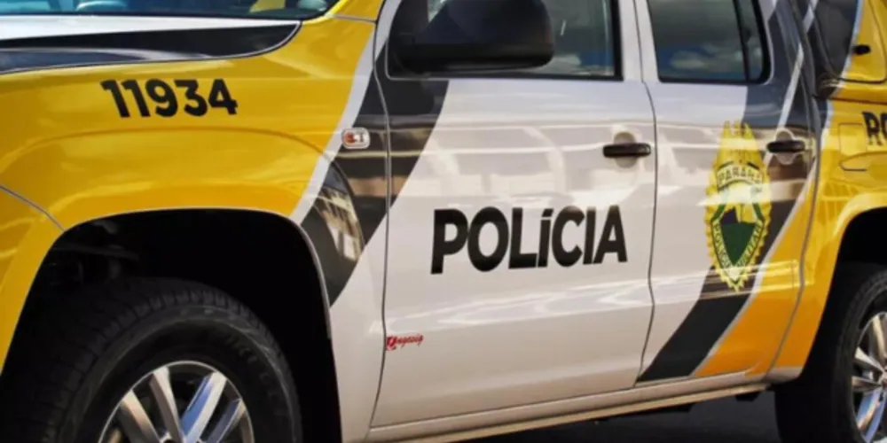 Mulher é resgatada de cárcere privado no PR após falar com policial