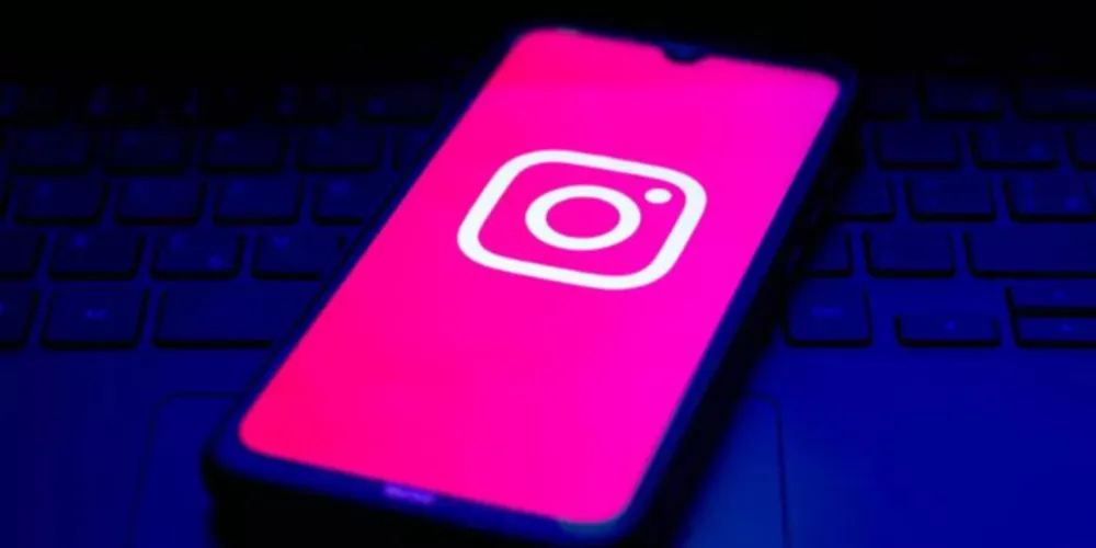 Instagram cria recurso de 'notas' em aba de mensagens