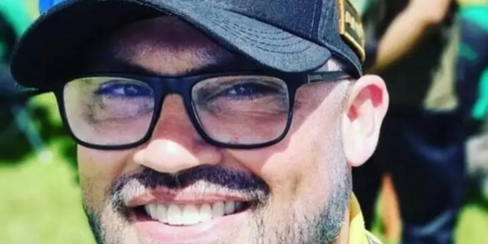 Biomédico morre após bater parapente contra rede elétrica no PR