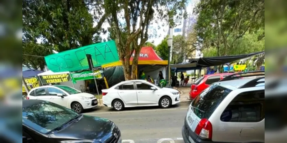 Durante dois meses, Praça Marechal Floriano Peixoto foi ocupada por manifestantes