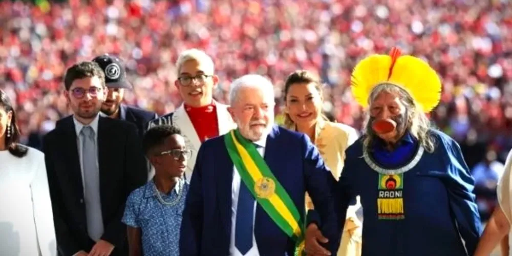 Presidente Luiz Inácio Lula da Silva se emocionou com o momento