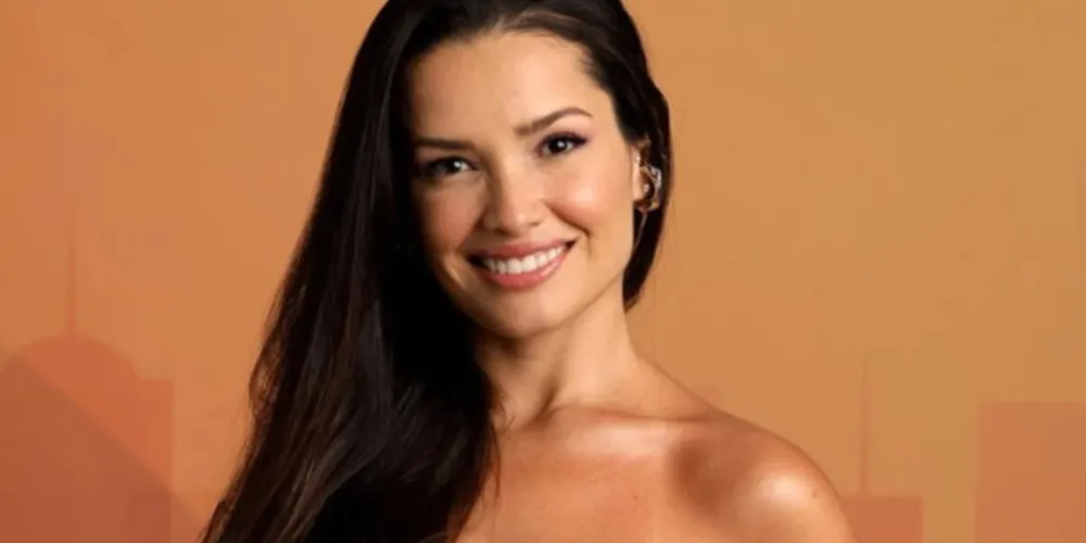 A Ex-BBB usou seu Instagram para fazer um tutorial de maquiagem enquanto batia um papo sincero com os fãs