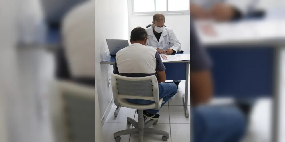 Mais de duas mil consultas e exames zeraram a fila de pacientes que aguardavam para serem atendidos na especialidade de gastroenterologia