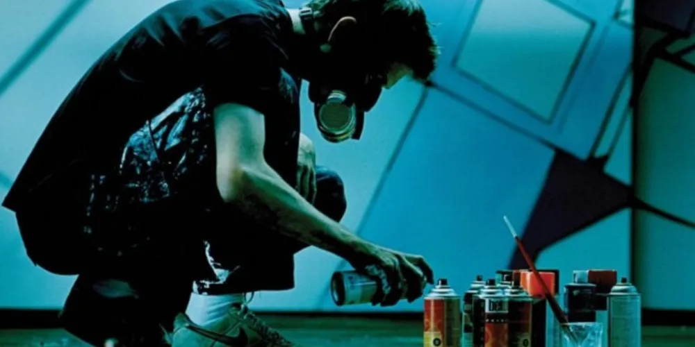 O artista Boris Tellegen, estampa a capa do disco, e também produziu artes adicionais para Meteora