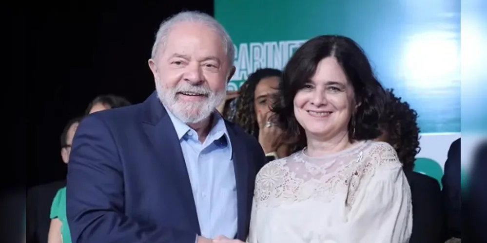 Luiz Inácio Lula da Silva (PT) e a ministra da Saúde Nísia Trindade.