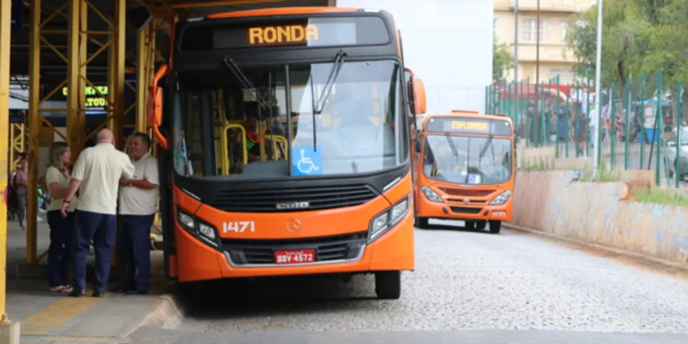 A concessão do transporte coletivo com a Viação Campos Gerais (VCG) se encerra em junho deste ano