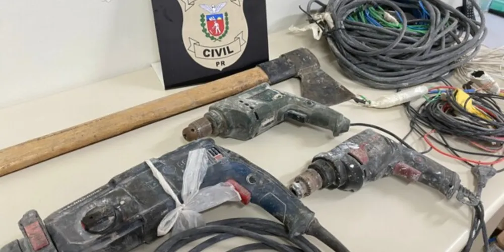 Objetos foram localizados junto do homem de 41 anos