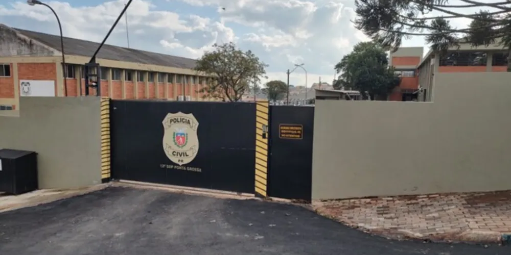 Ele prestou depoimento para o Delegado da 13ª Subdivisão Policial de Ponta Grossa, Josimar Antonio da Silva