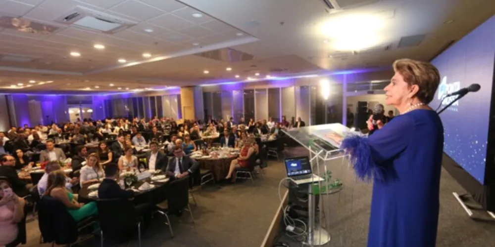 Cerca de 250 pessoas participaram da solenidade