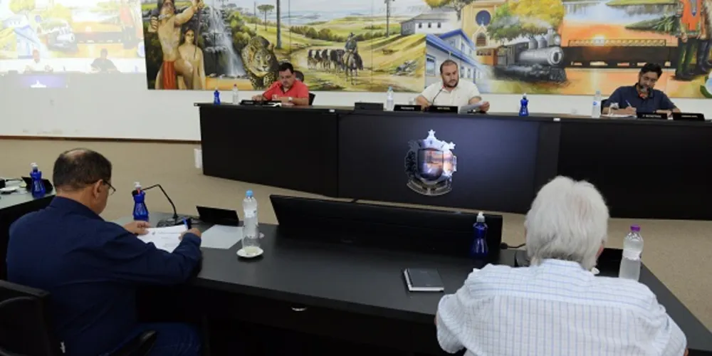 O presidente da Câmara, vereador Neto Fadel (Patriota), destaca que o município de Castro mostra novamente que valoriza os seus professores