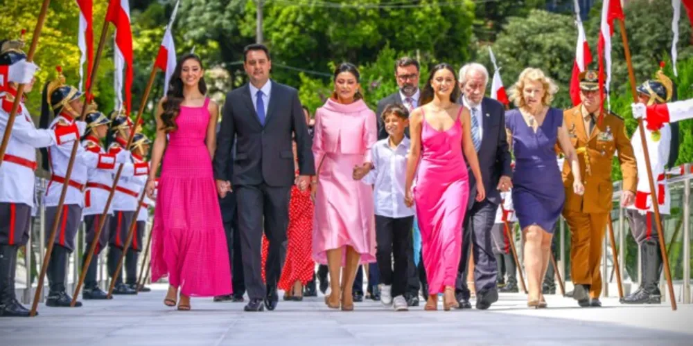 Carlos Massa Ratinho Junior e Darci Piana, juntamente de suas famílias